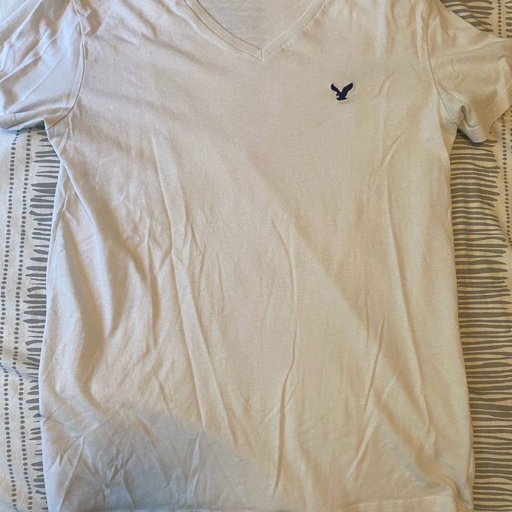 AE V neck